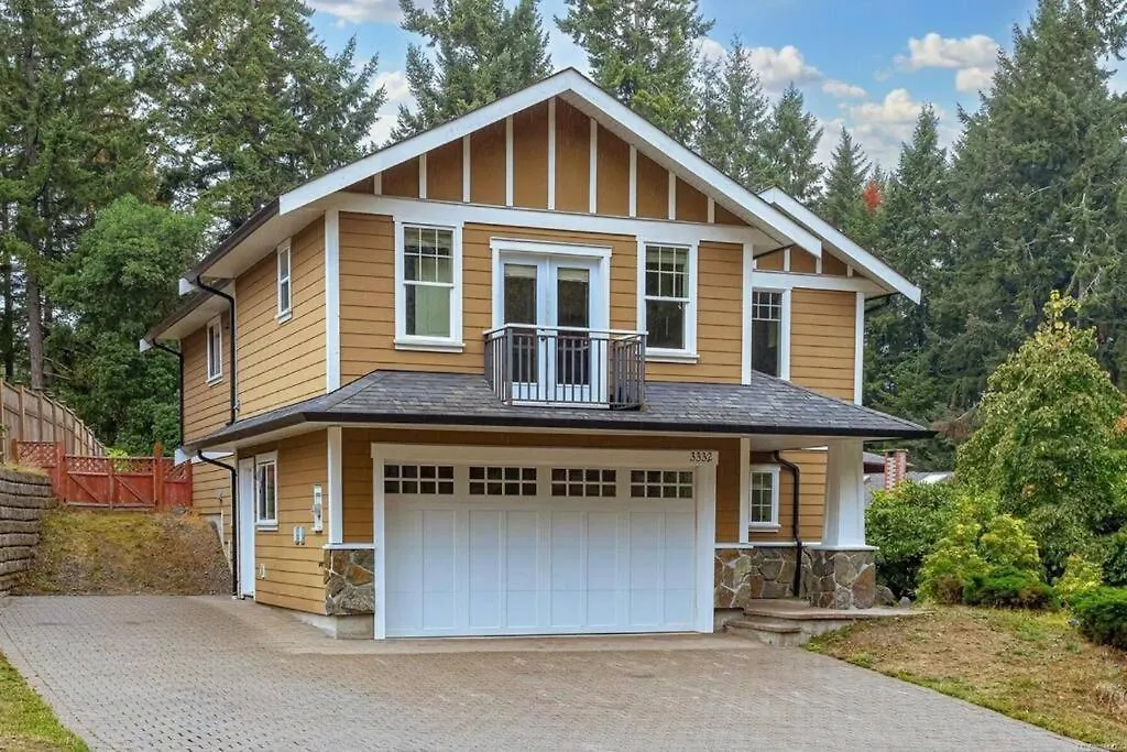 Bright Spacious Entire Home With Kids Backyard Set Βικτώρια Καναδάς