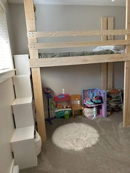 Bright Spacious Entire Home With Kids Backyard Set Victoria 0*,