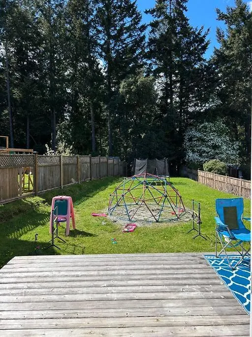 Feriehus Bright Spacious Entire Home With Kids Backyard Set Victoria
